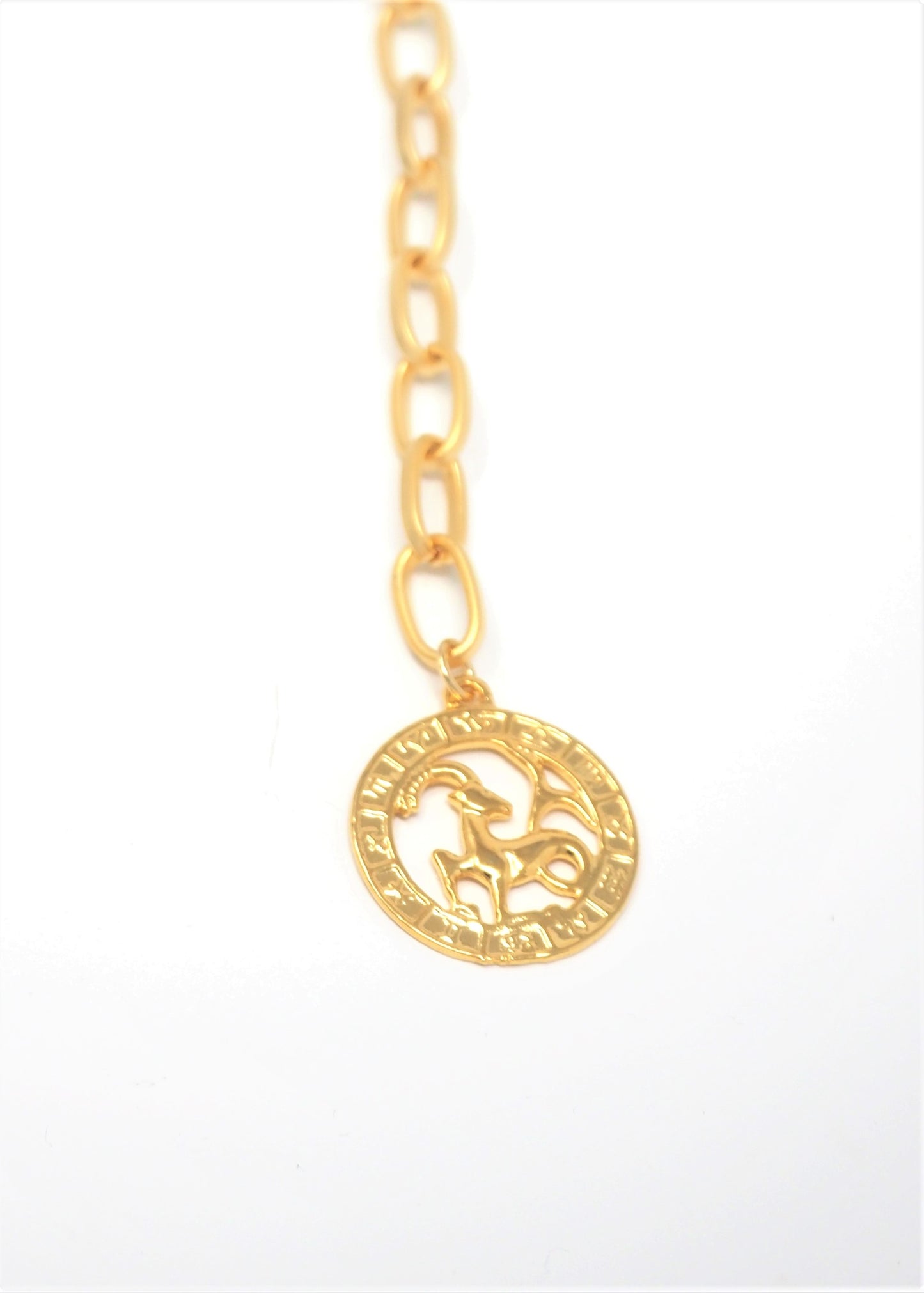 Kette mit Sternzeichen